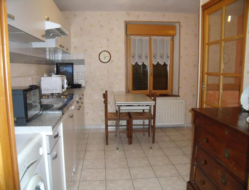 Gite Les Hirondelles Plombières-les-Bains Værelse billede